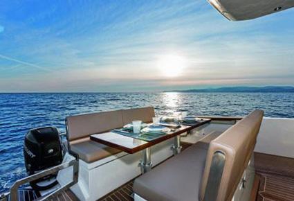 أتلانتيس تكشف النقاب عن سفينة Verve Outboard 